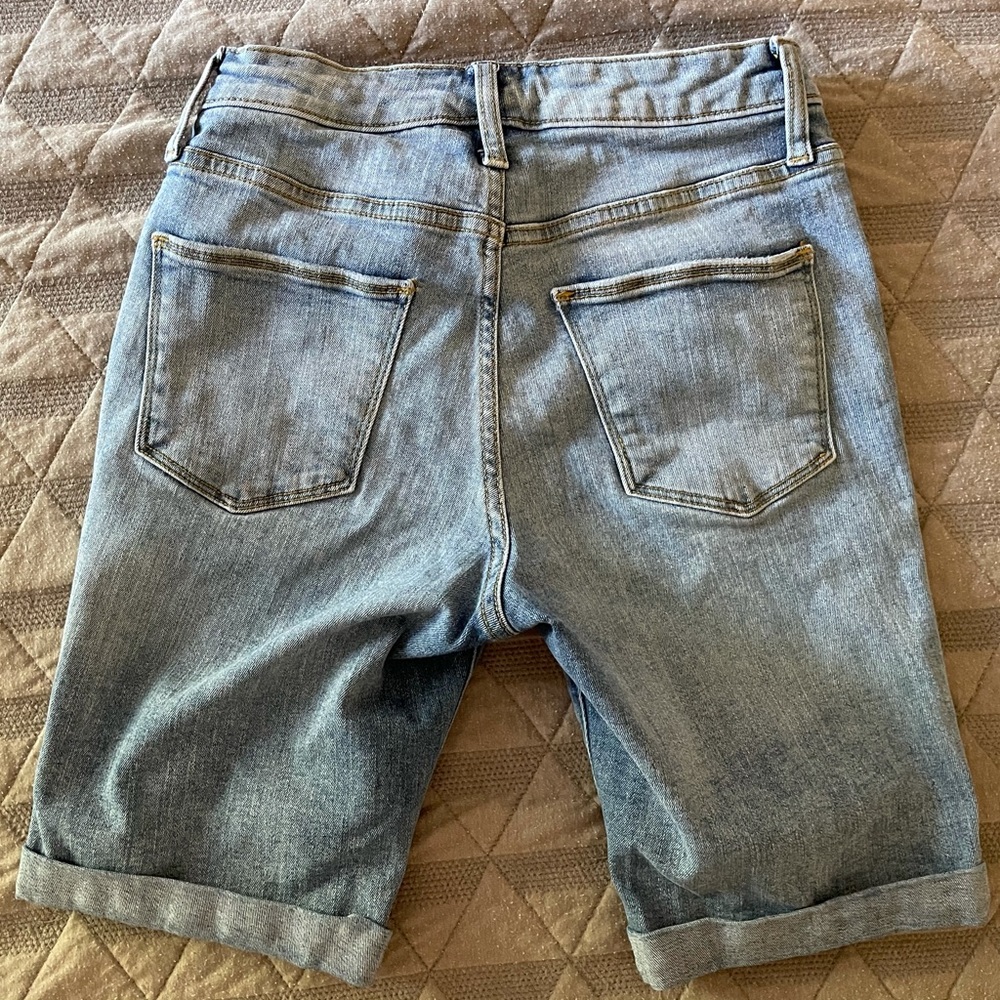 Universal Thread Bermuda shorts - Picture 7 of 9